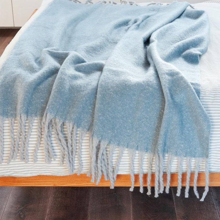 Ultra Soft Woven Throw