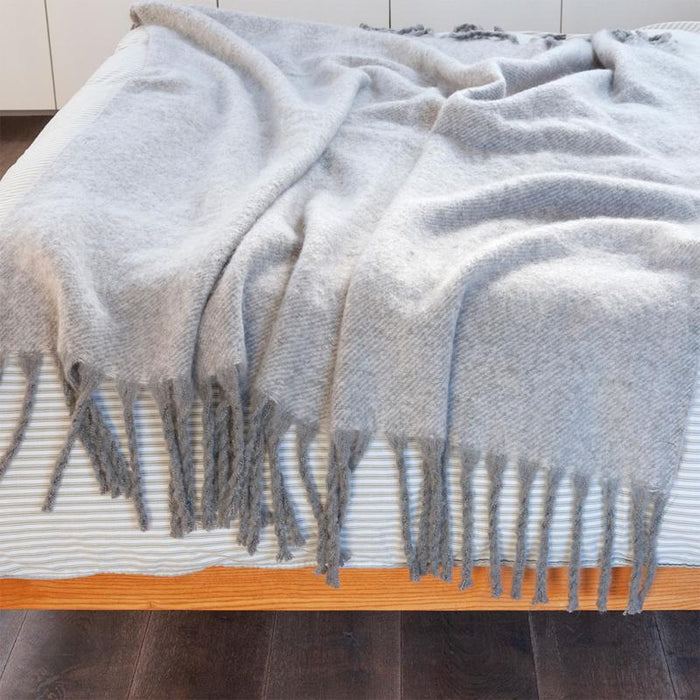 Ultra Soft Woven Throw