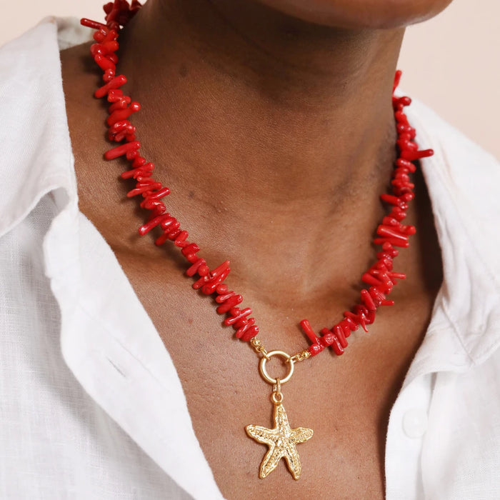 Red Coral Chunky Starfish Pendant Necklace in Gold