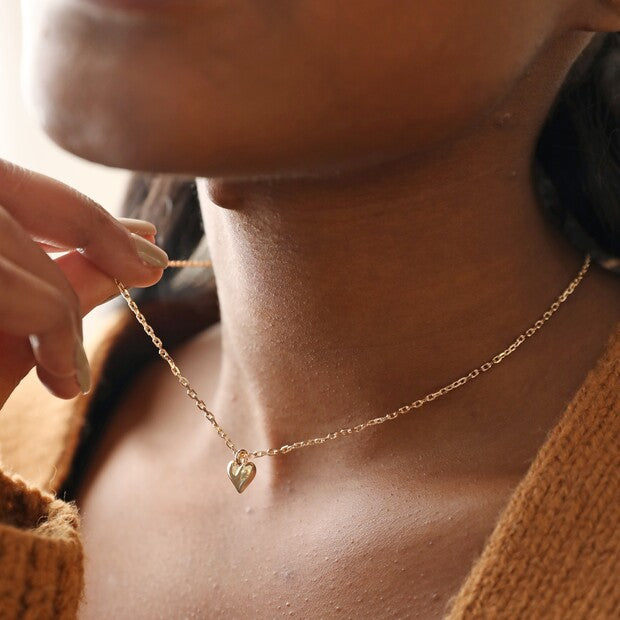 Tiny Heart Pendant Necklace in Gold